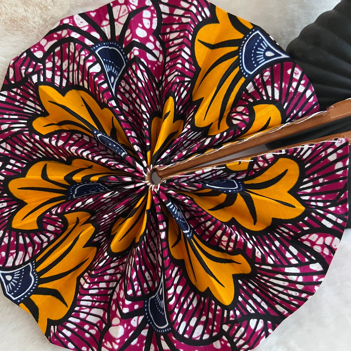 Éventail africain rose & jaune