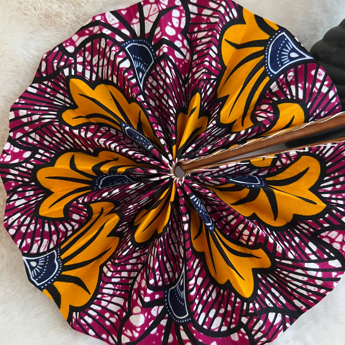 Éventail africain rose & jaune