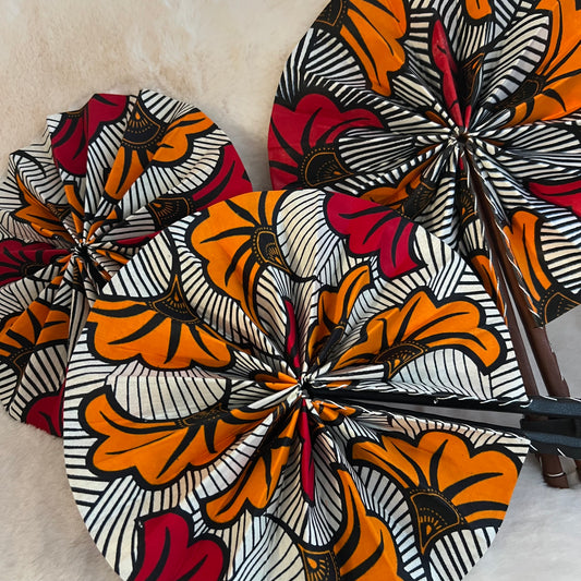 Éventail africain orange & rouge